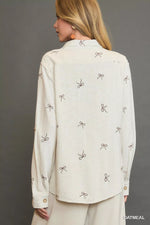 Umgee Linen Blend Fitted Shirt with Ribbon Embroidery Details