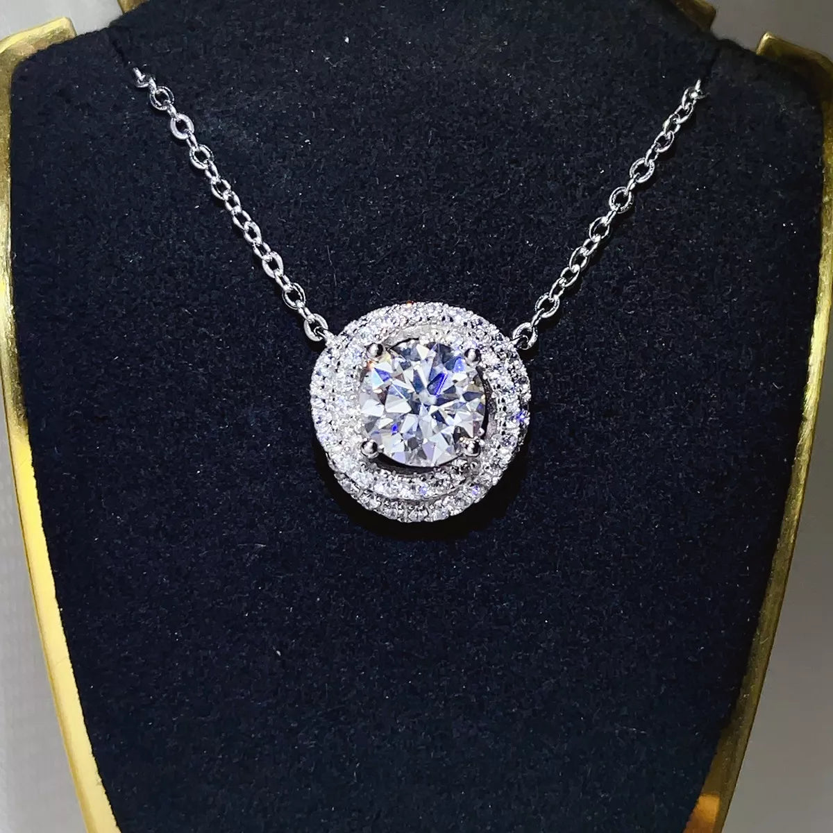 2 Carat 925 Sterling Silver Moissanite Pendant Necklace