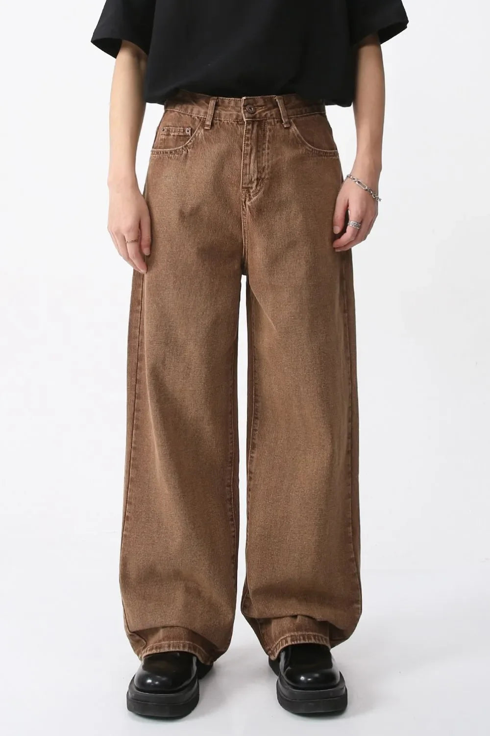 Wide Leg Jeans with Pockets