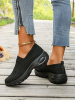 Round Toe Mesh Sneakers