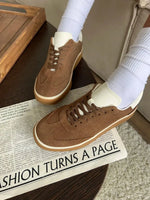 Emily Sneakers: Stylish Comfort