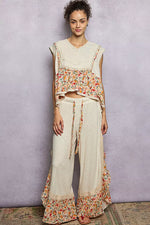 POL Lace Detail Floral Cropped Ruffled Top