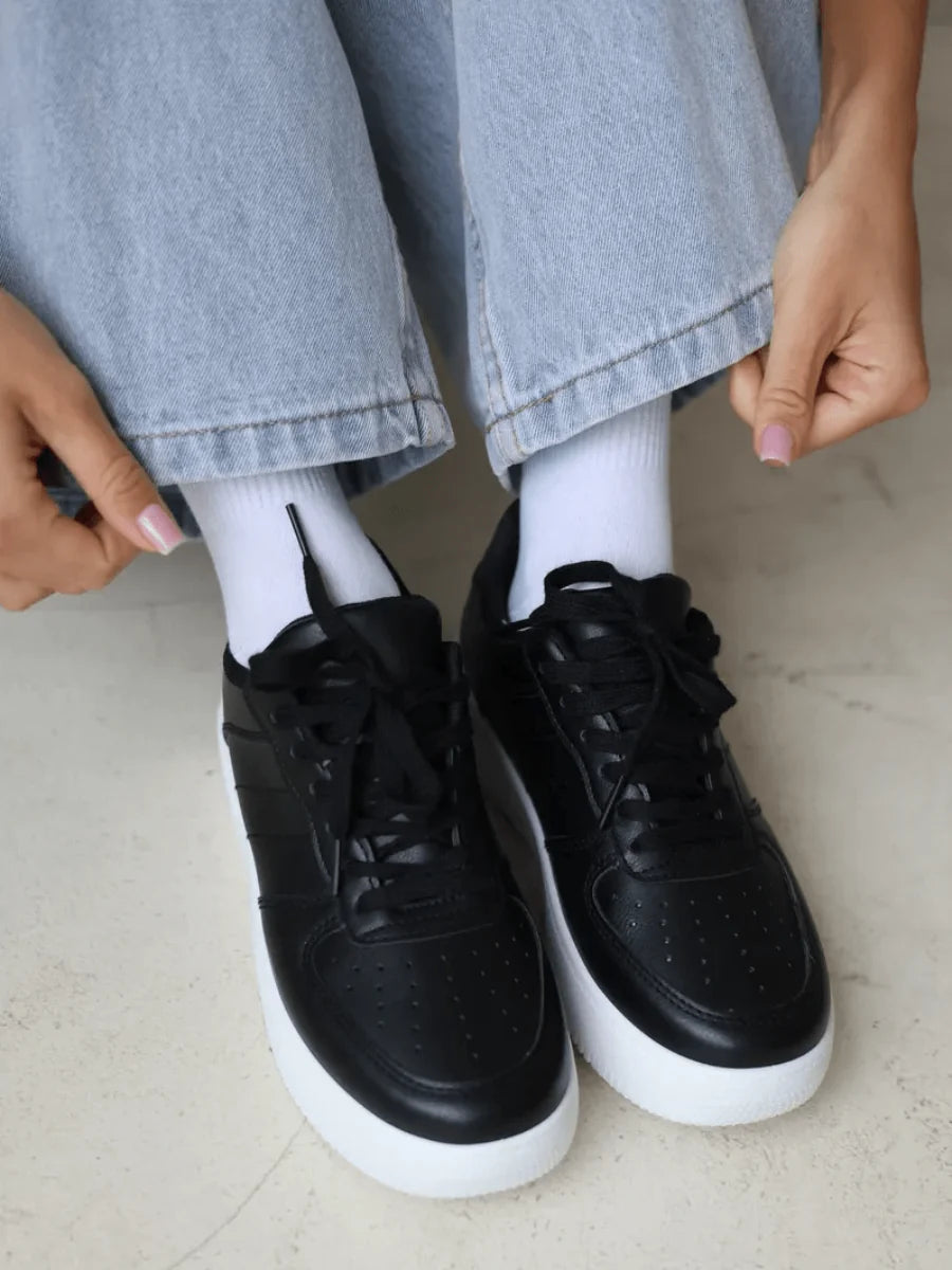 Lester Sneakers Ver 2: Ultimate Comfort Edition