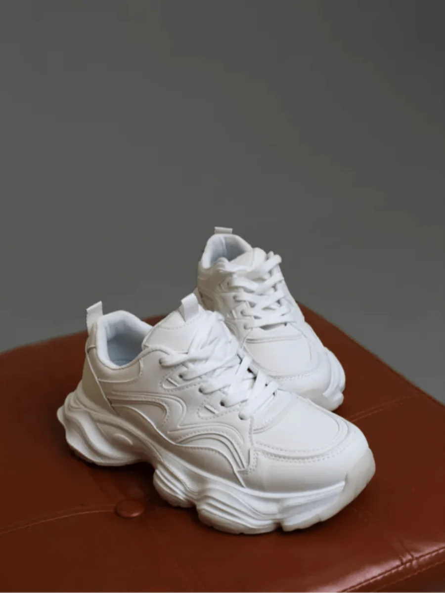 Nancy Sneakers: Stylish Comfort for Every Step