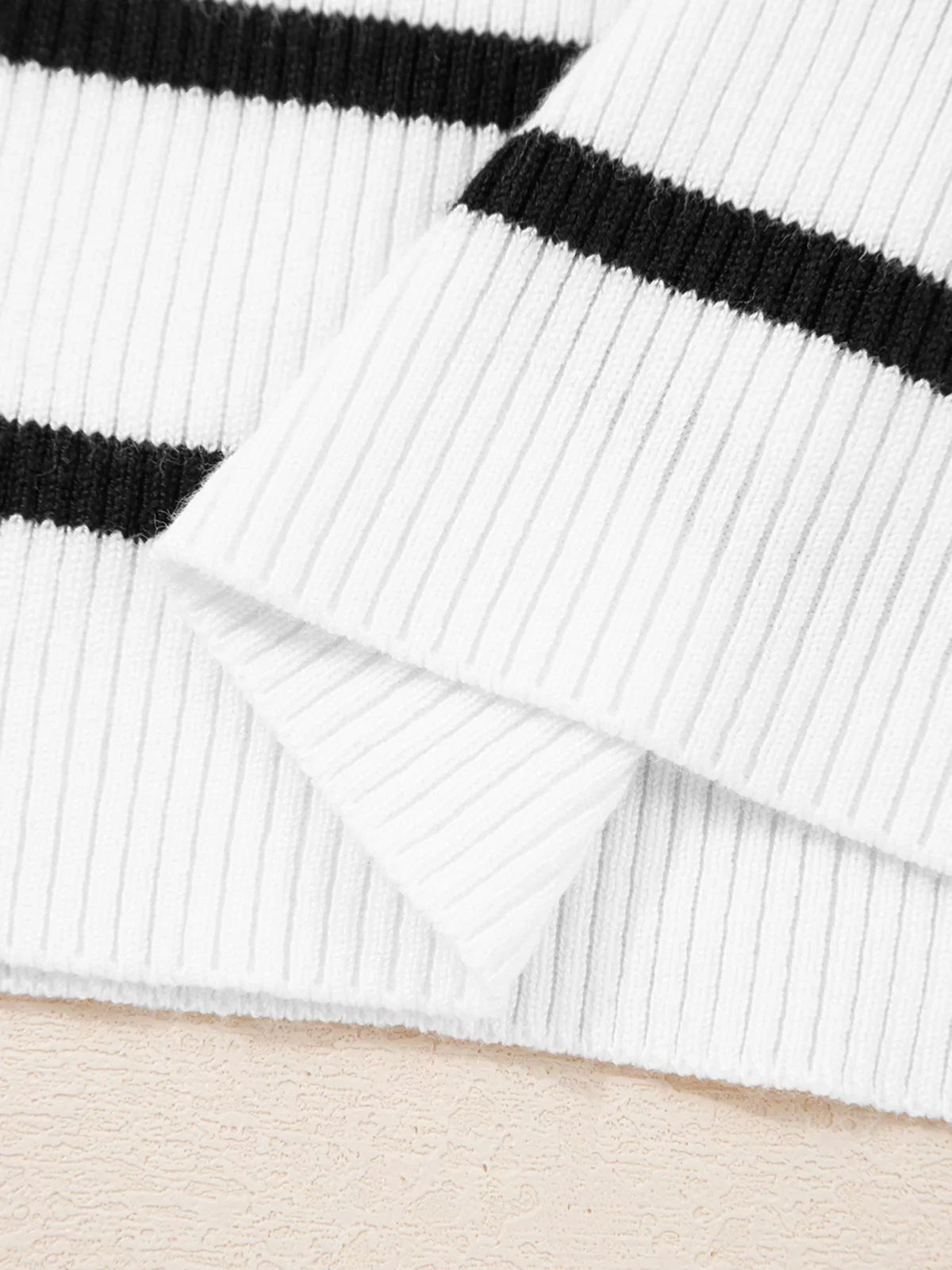 Scalloped Trim U Neck Striped Ribbed Slim Knit Top