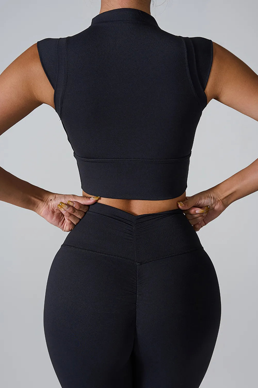 Mock Neck Active Tank - Ladyez