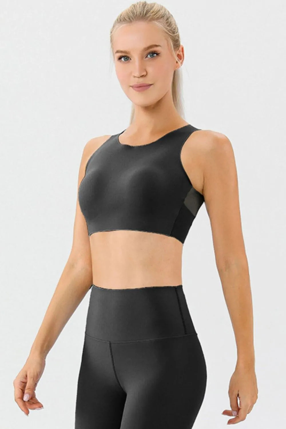 Round Neck Wide Strap Active Bra - Ladyez