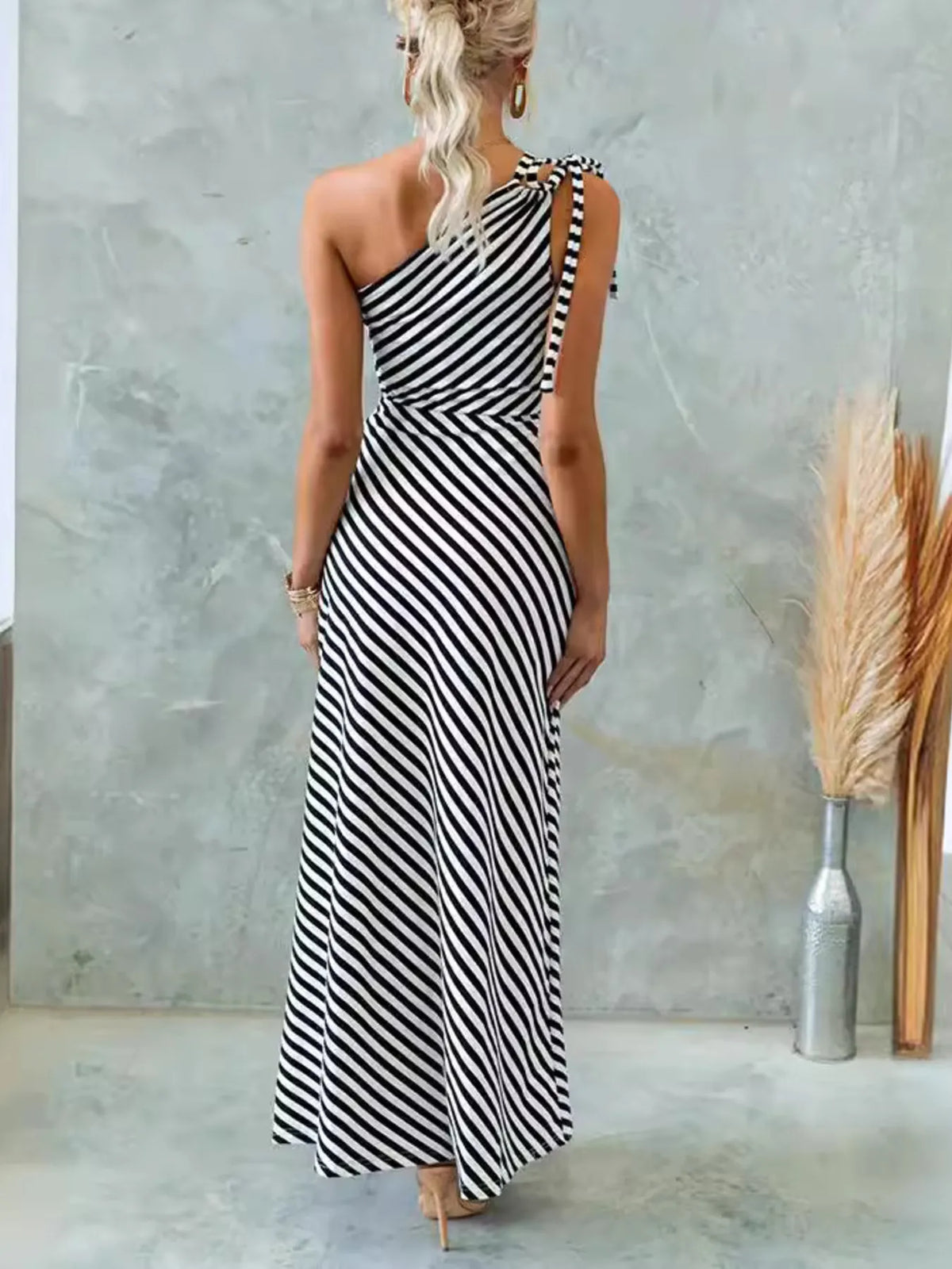 One Shoulder Striped Maxi Dress - Ladyez