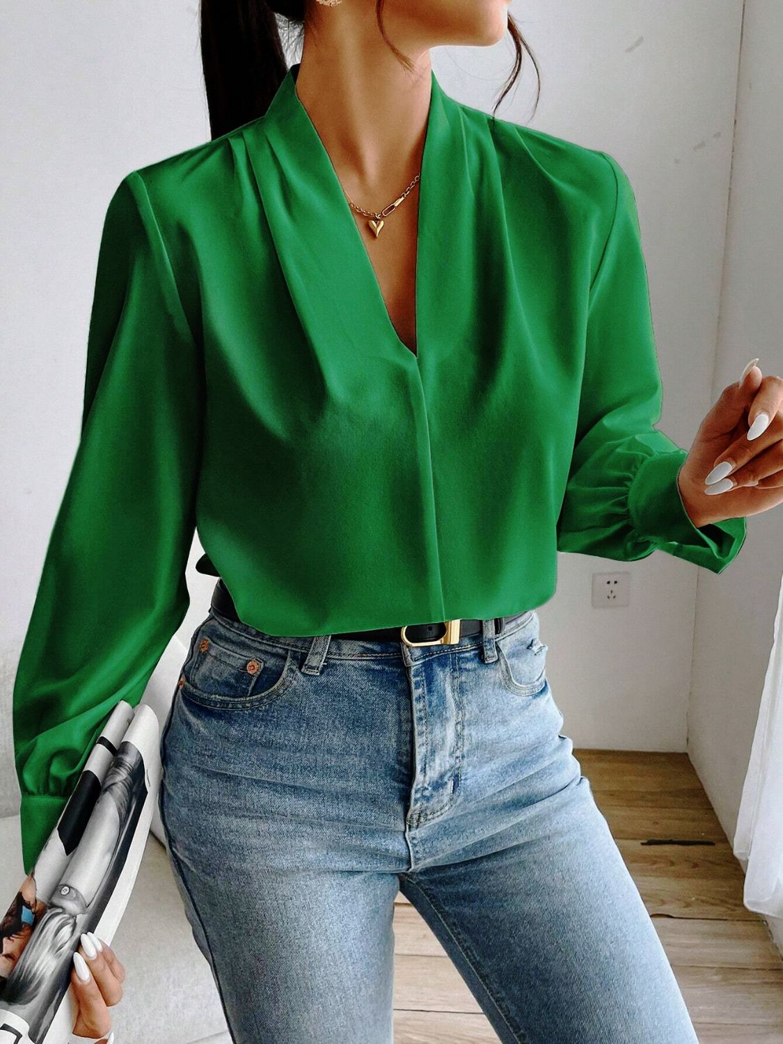 V Neck Long Sleeve Top - Ladyez