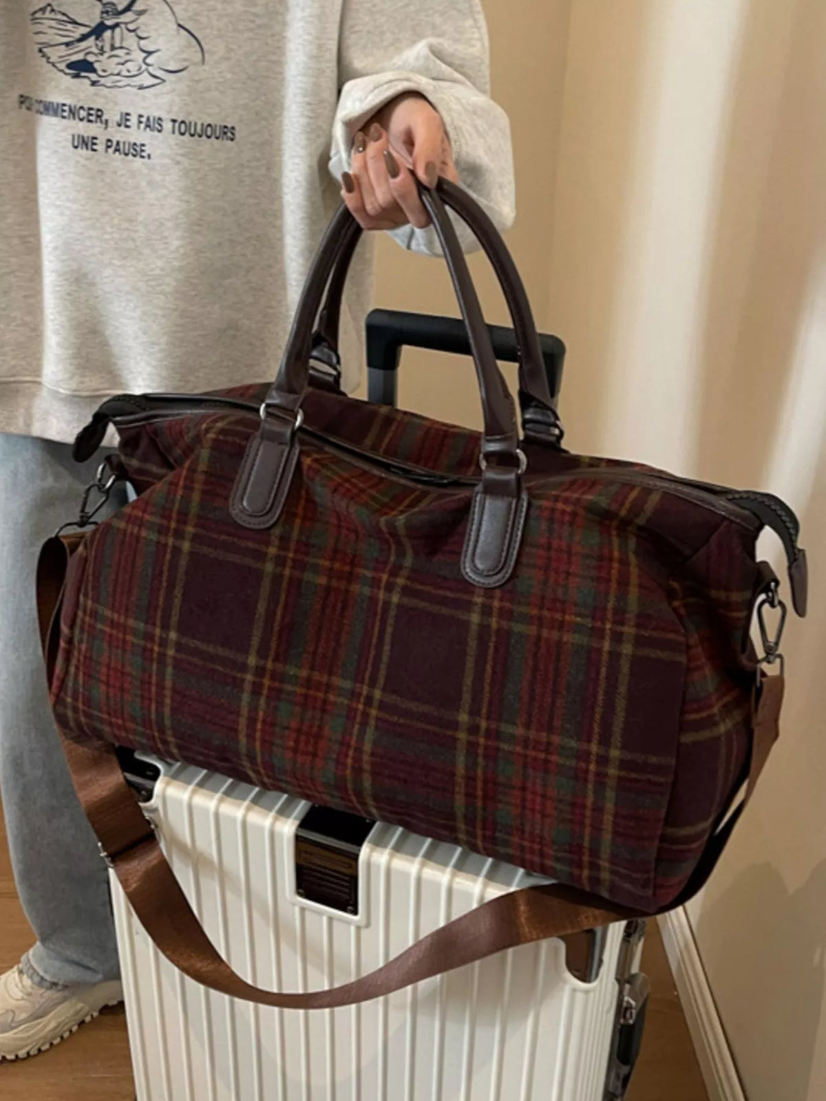 Vintage Plaid Pattern Travel Bag