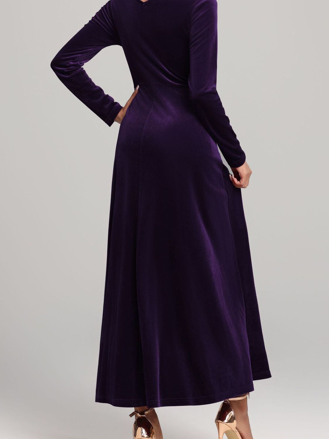 Square Neck Long Sleeve Velvet Dress - Ladyez