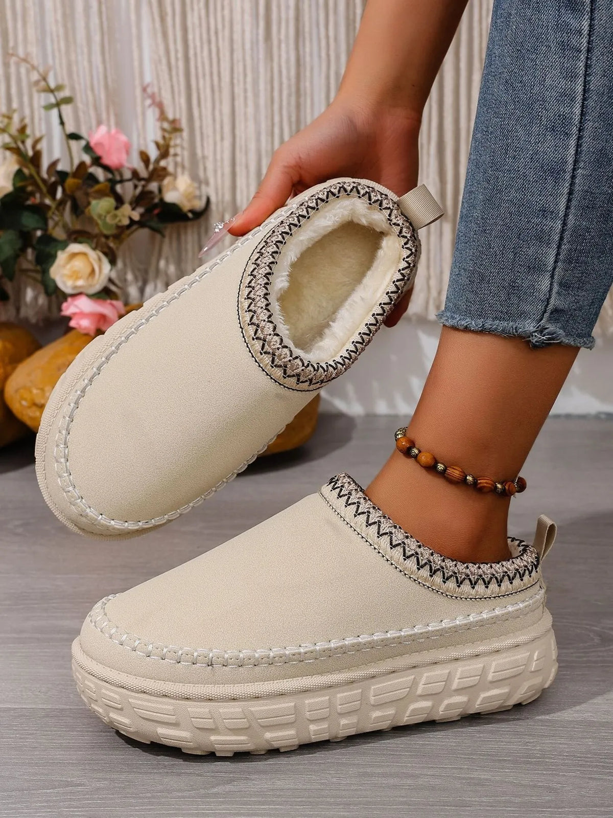 Embroidered Trim Round Toe Platform Boots - Ladyez