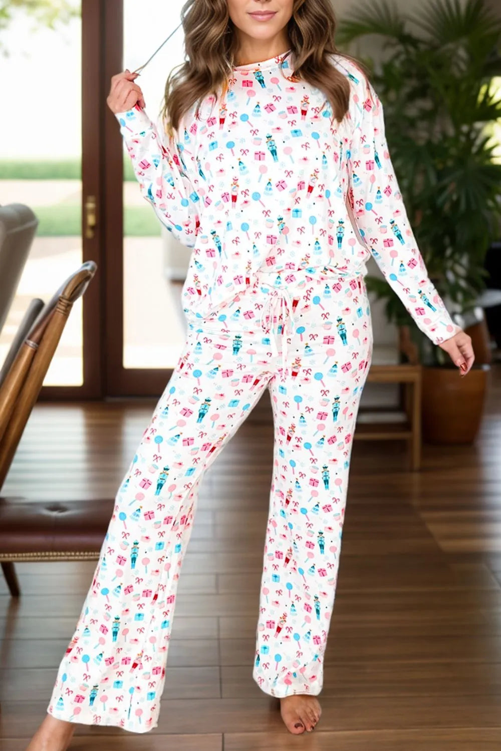 Printed Round Neck Long Sleeve Top and Pants Lounge Set - Ladyez