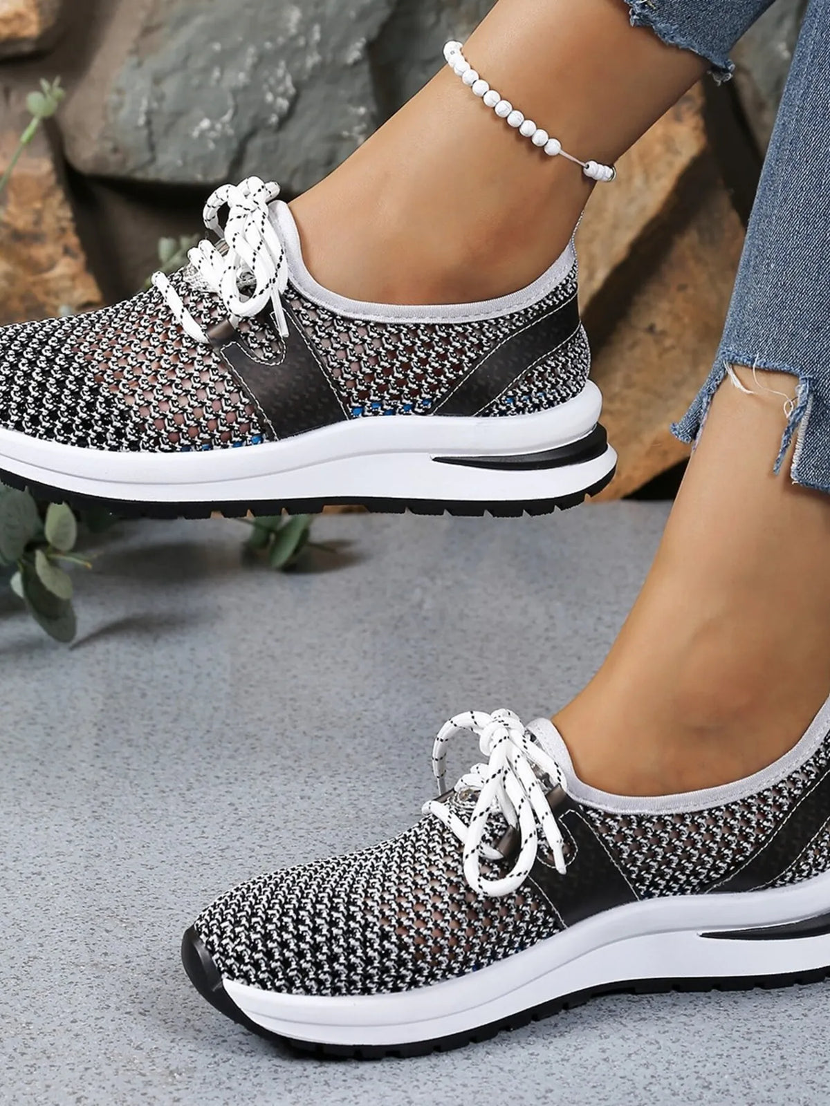 Mesh Breathable Lace Up Athletic - Ladyez