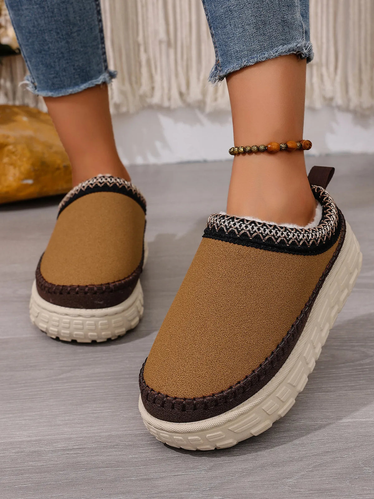 Embroidered Trim Round Toe Platform Boots - Ladyez