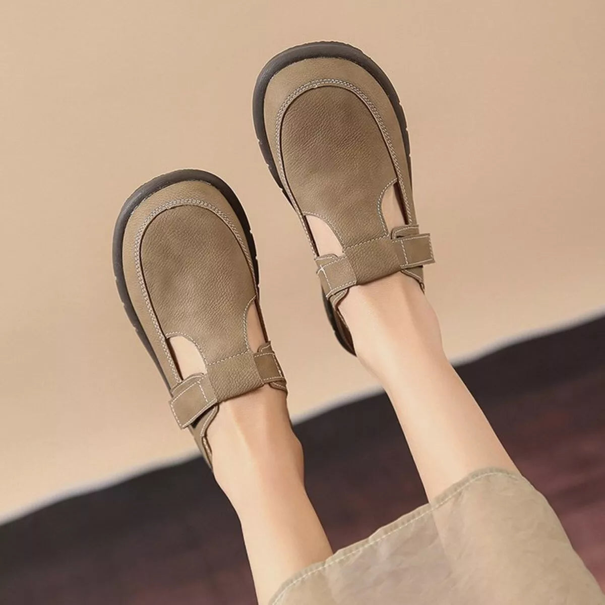 Round Toe Platform Loafers