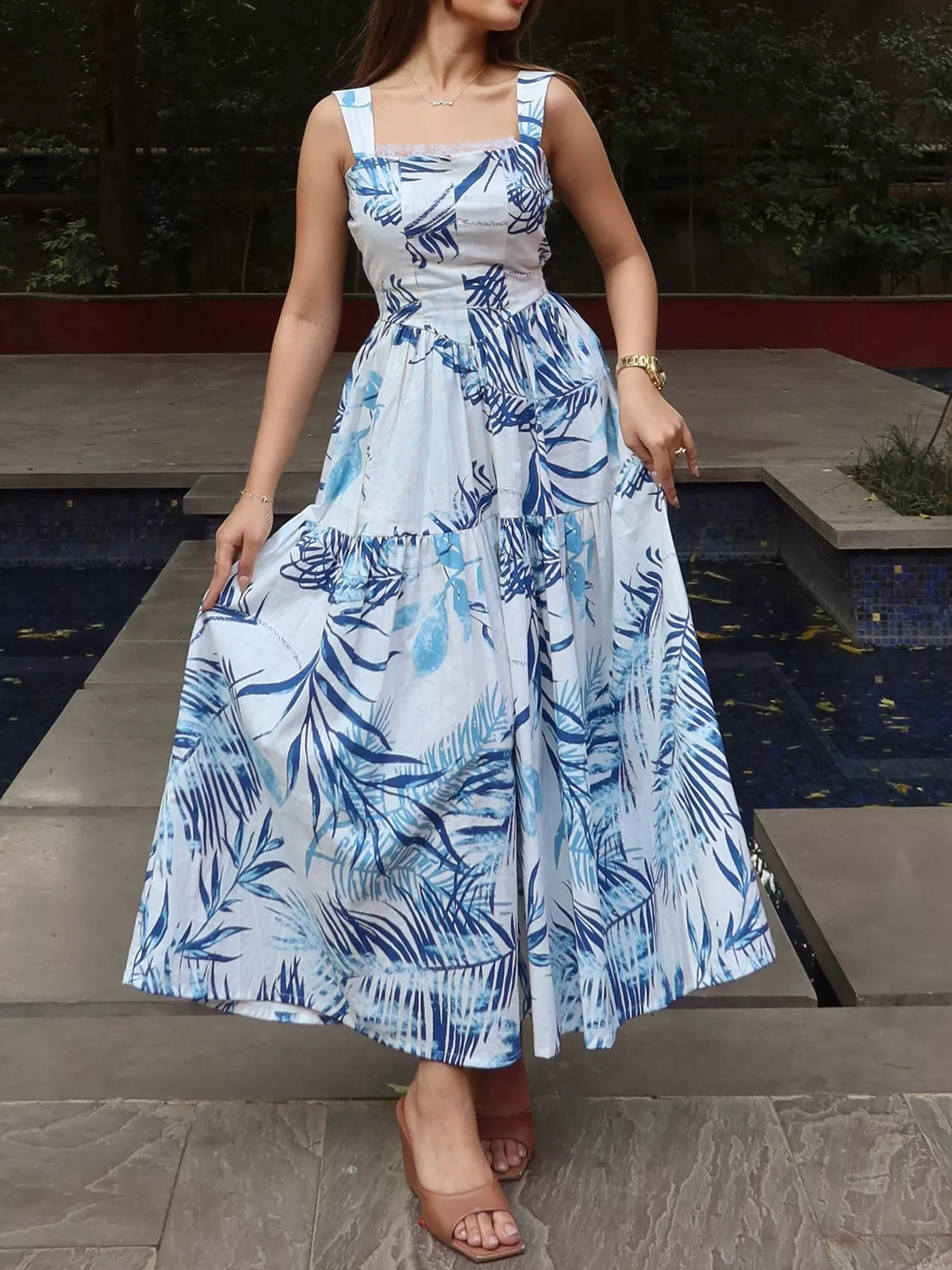 Tropical Print Tiered Maxi Dress