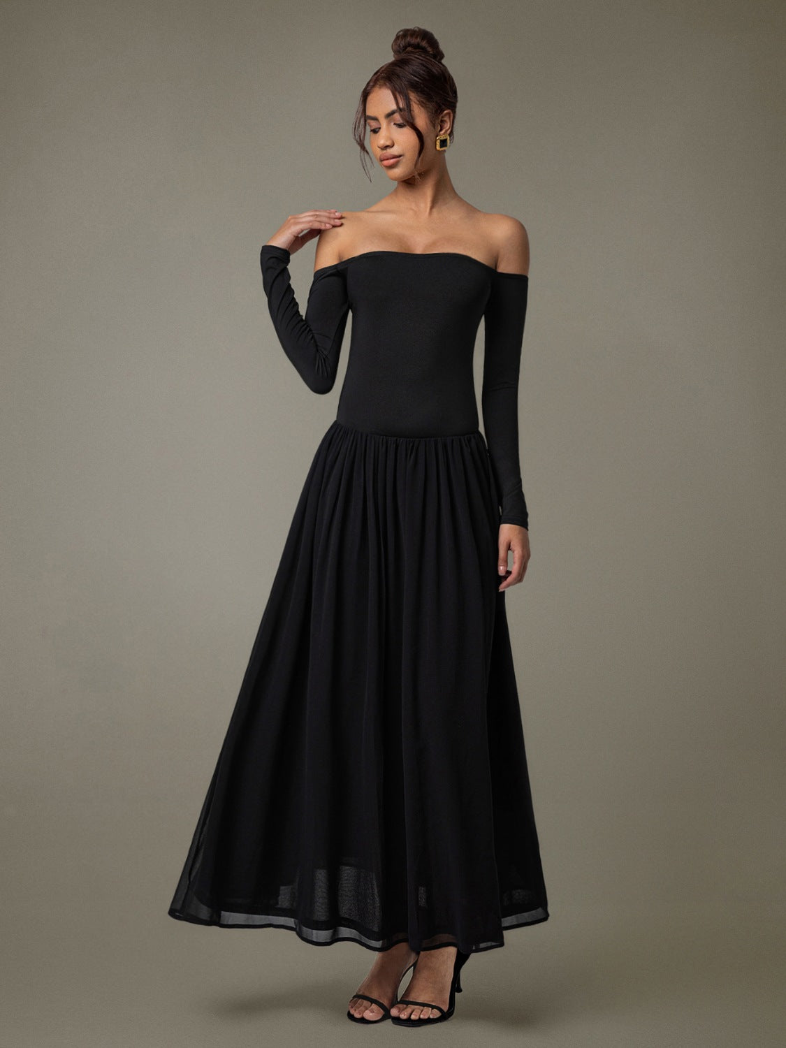 Off Shoulder Long Sleeve Maxi Dress - Ladyez