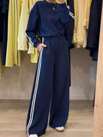 Striped Detail Crewneck Top and Elastic Sweatpants 2pcs Set