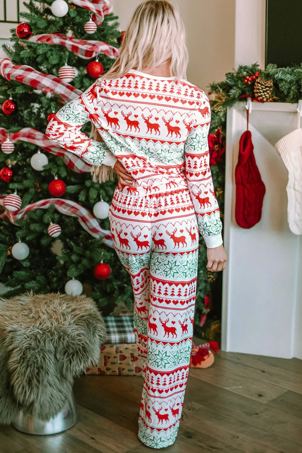 Christmas Element Round Neck Top and Pants Lounge Set - Ladyez