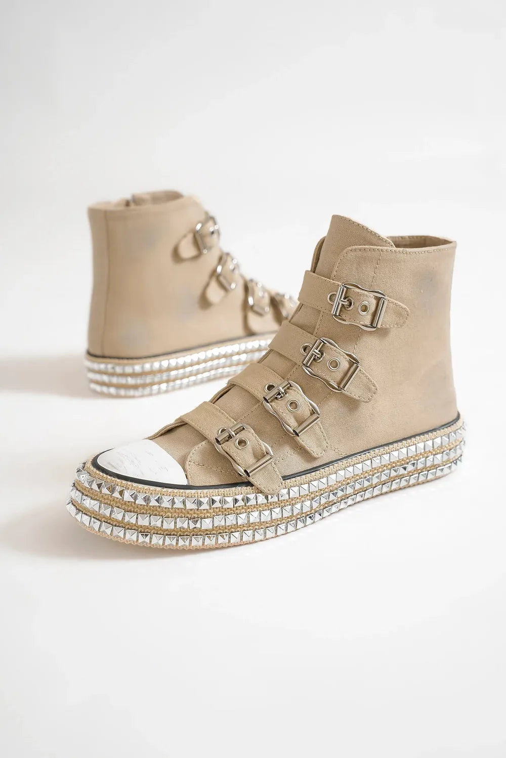 Beast Fashion Multi-Buckle Straps Studded Platform Sneakers - Ladyez