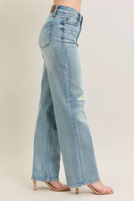 Judy Blue Full Size Hw Destroy & Knee Patch Straight Jeans Plus Size - Ladyez