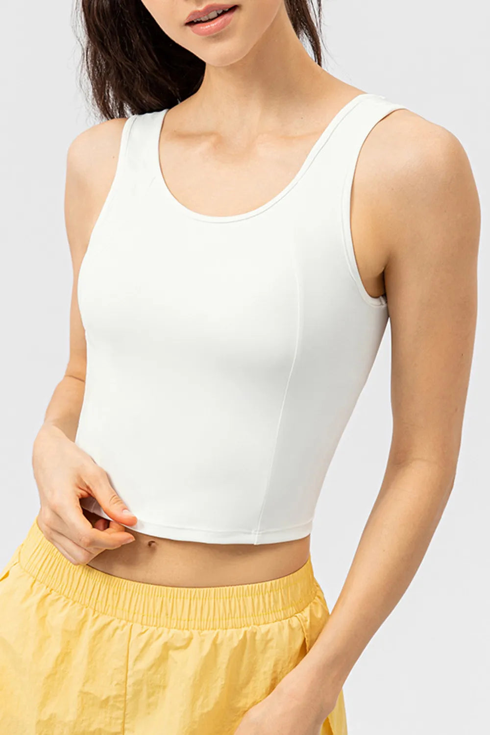 Round Neck Wide Strap Active Tank - Ladyez