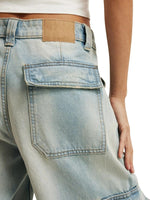 Wide Leg Cargo Jeans