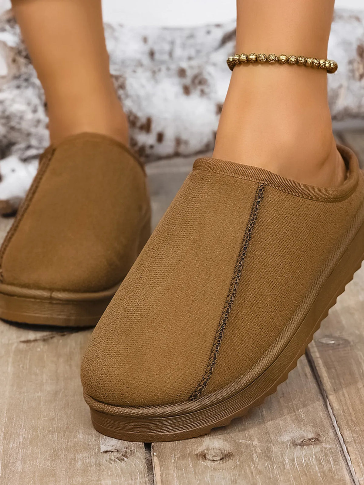 Round Toe Platform Slippers - Ladyez