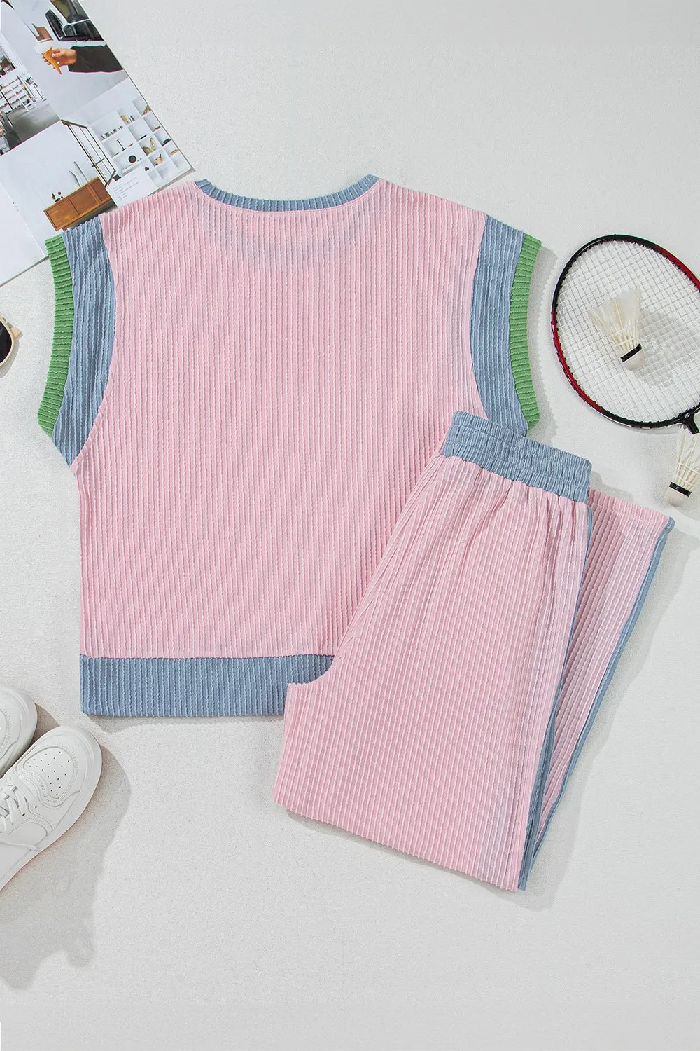 Contrast Round Neck Top and Pants Set - Ladyez