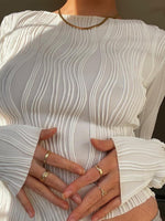 Textured Long Sleeve Fitted Blouse