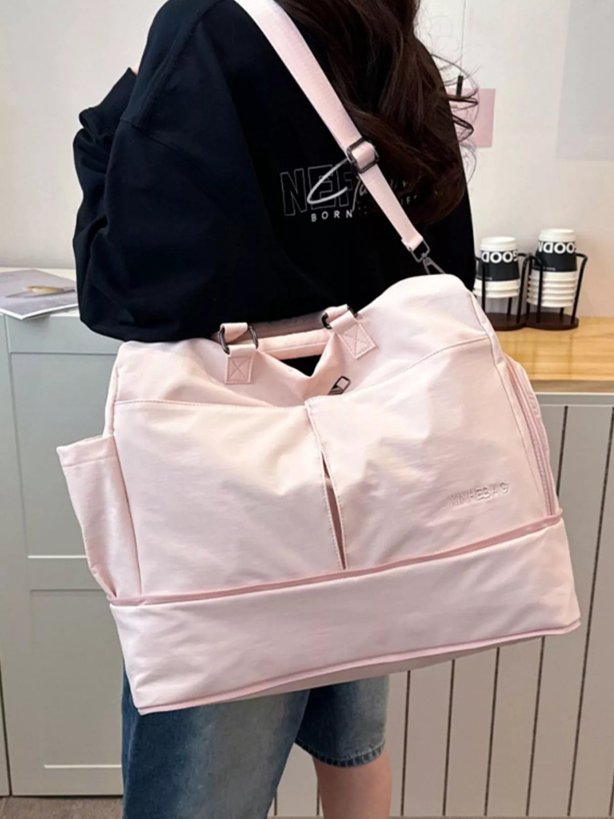 Multi-Pockets Travel Bag