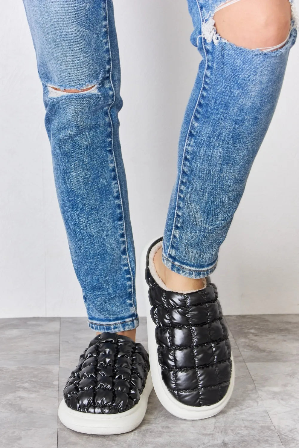 Melody Puffer Plush Slippers - Ladyez