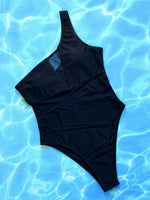 One-Shoulder Sleeveless One-Piece Swimsuit - Ladyez