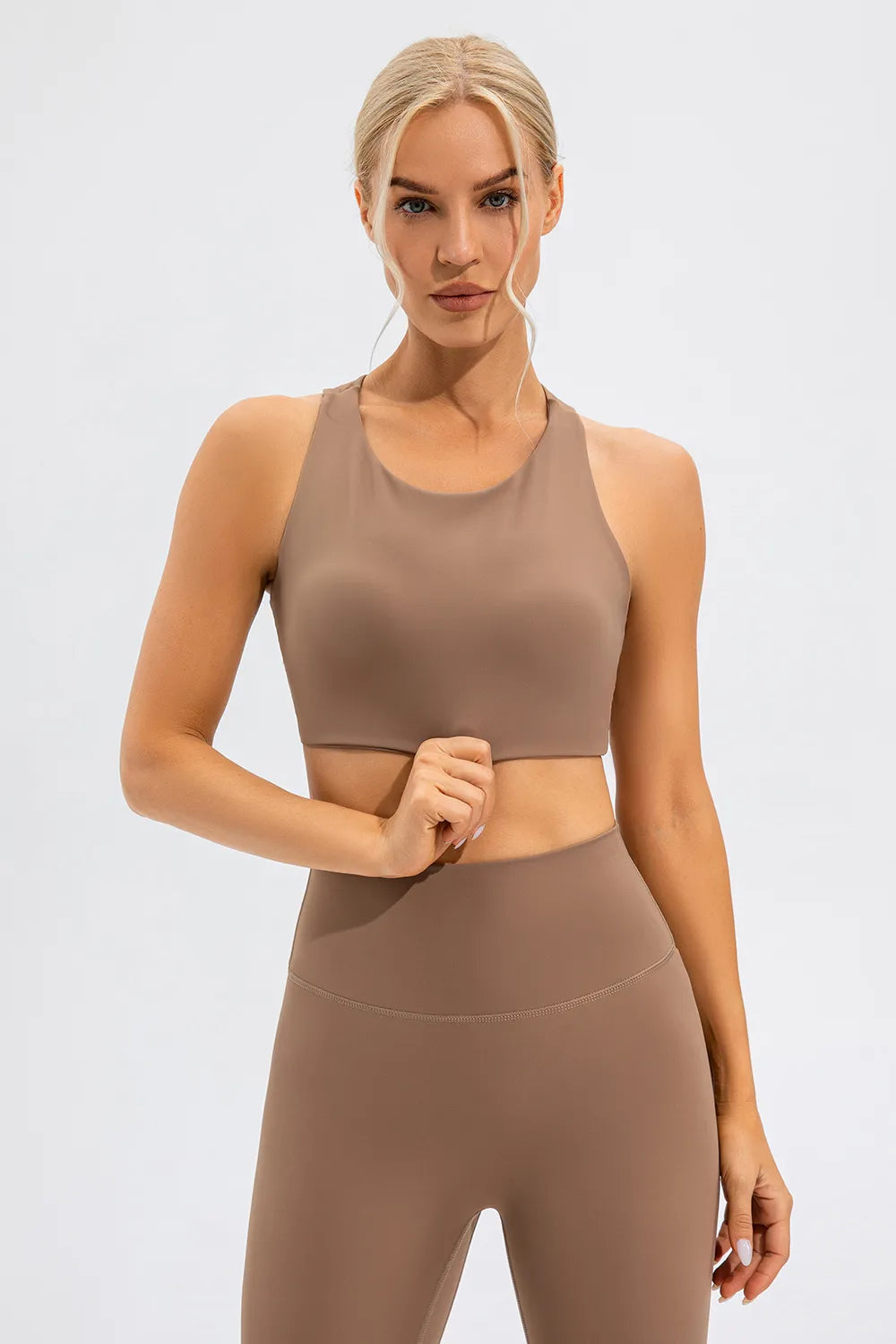 Round Neck Cutout Cropped Active Tank - Ladyez