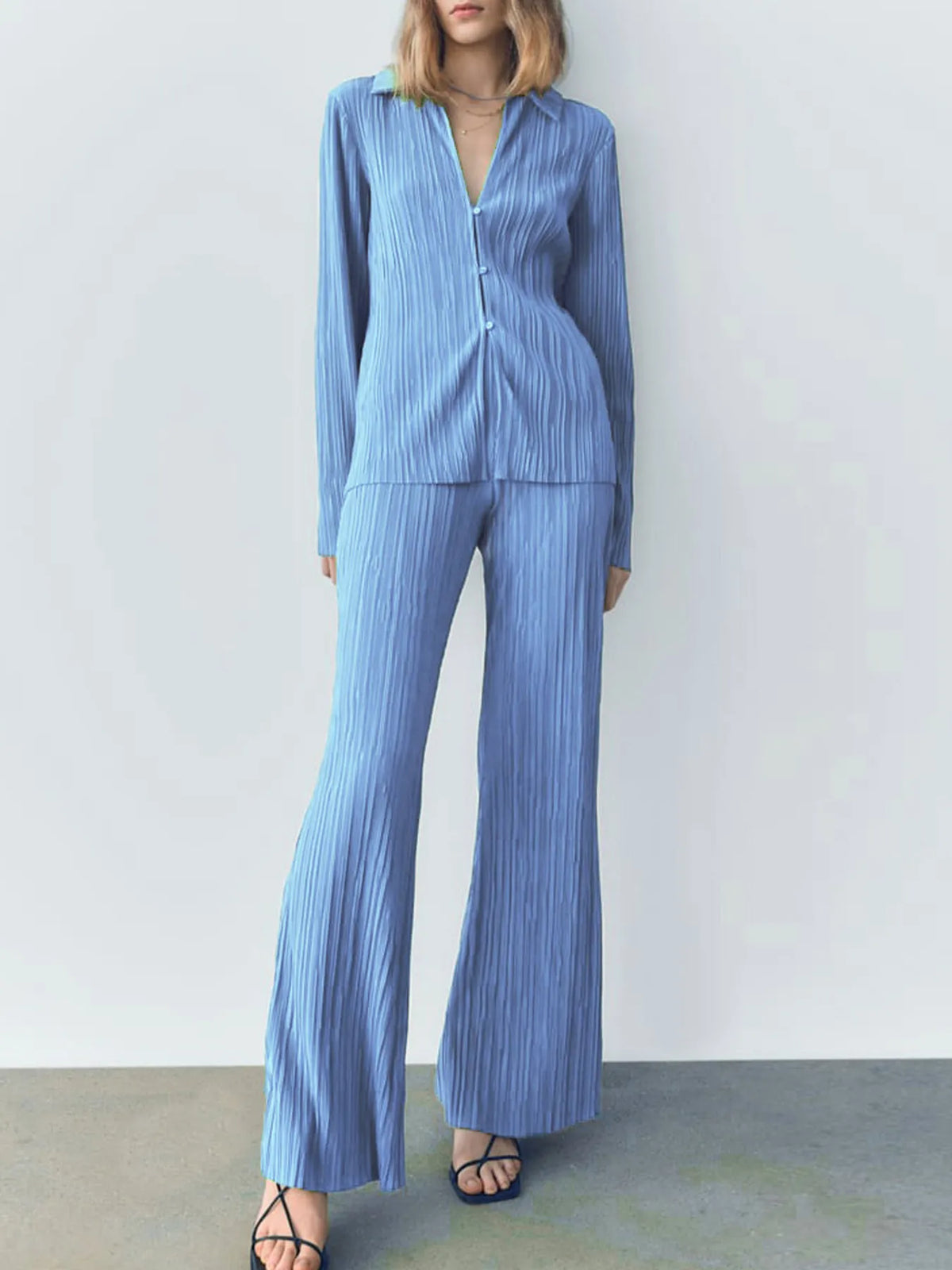 Texture Long Sleeve Top and Pants Lounge Set - Ladyez