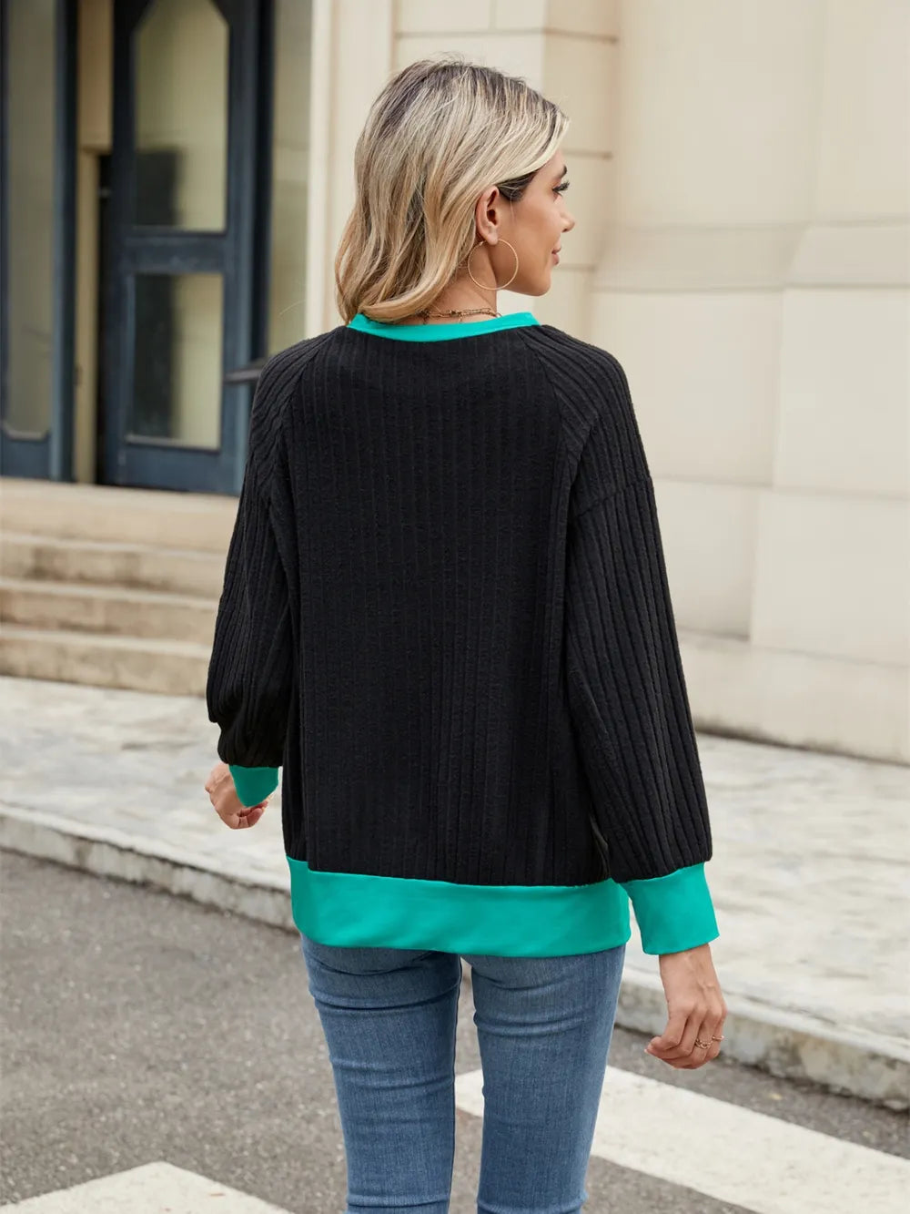 Contrast Trim Round Neck Long Sleeve T-Shirt