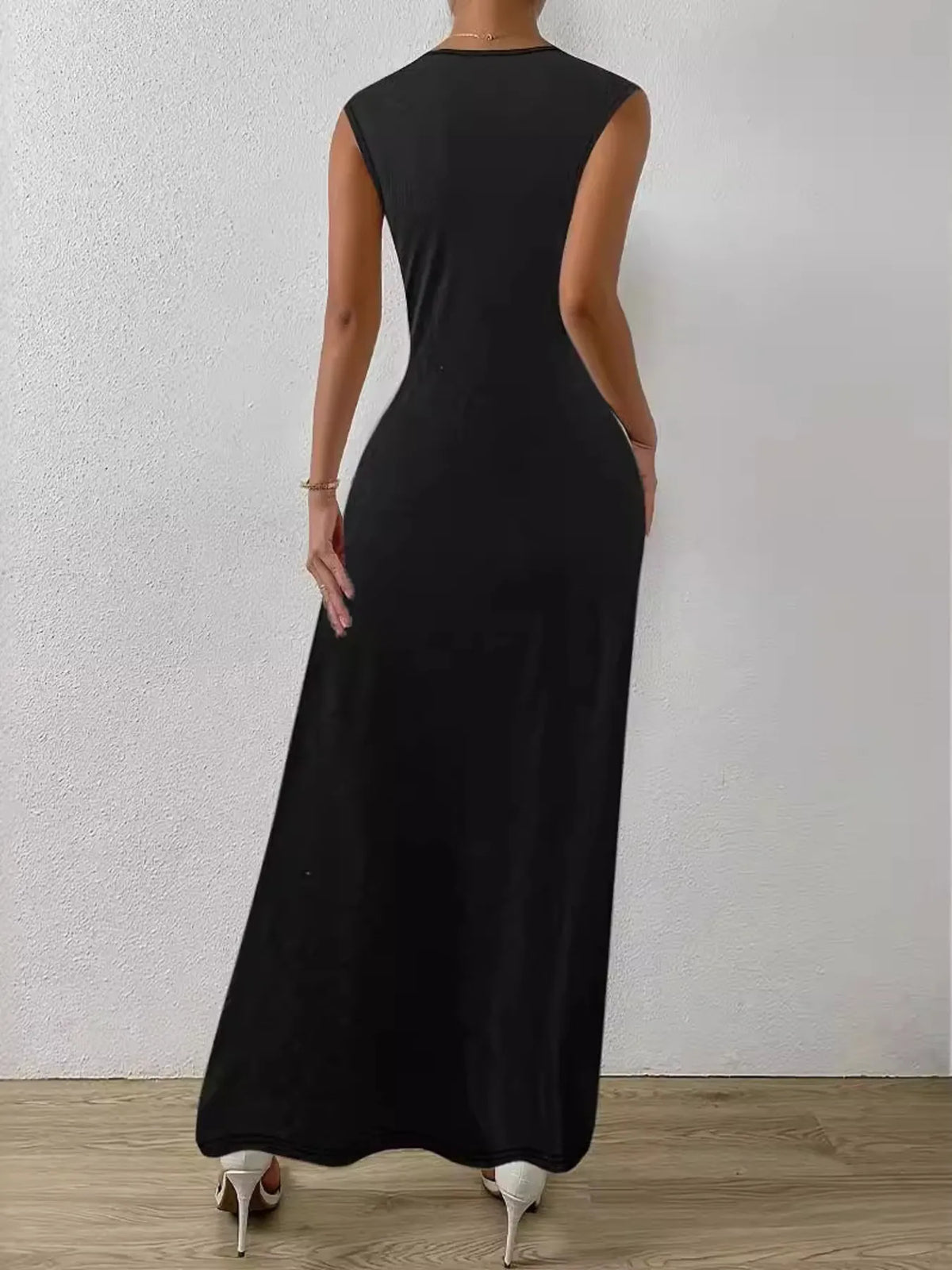 Round Neck Sleeveless Maxi Dress - Ladyez