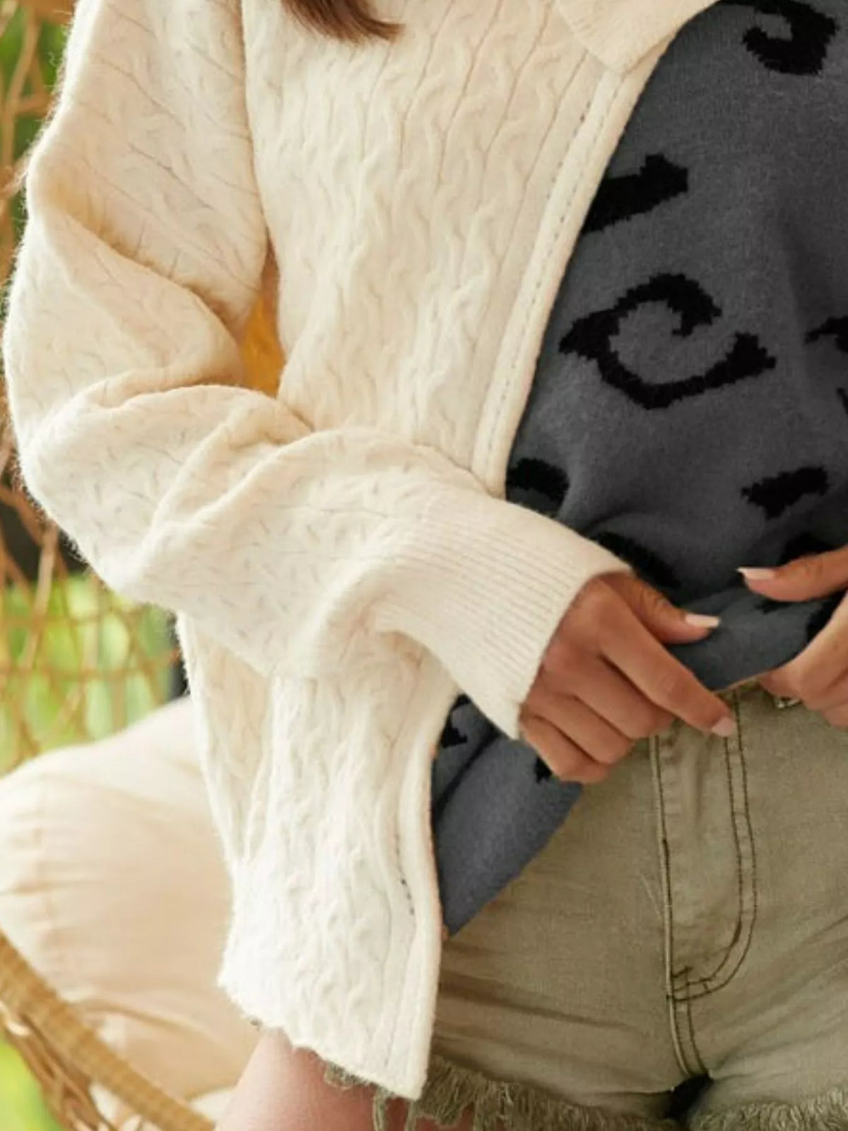 BiBi Cable-Knit Color Block One Shoulder Asymmetrical Sweater