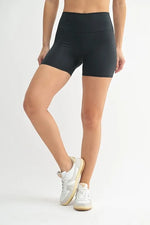 MONO B Venice Cloud Light Contour Biker Shorts - Ladyez