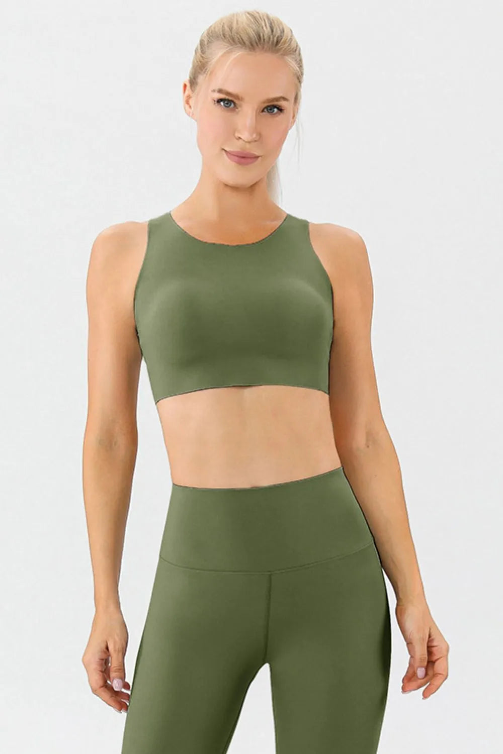 Round Neck Wide Strap Active Bra - Ladyez