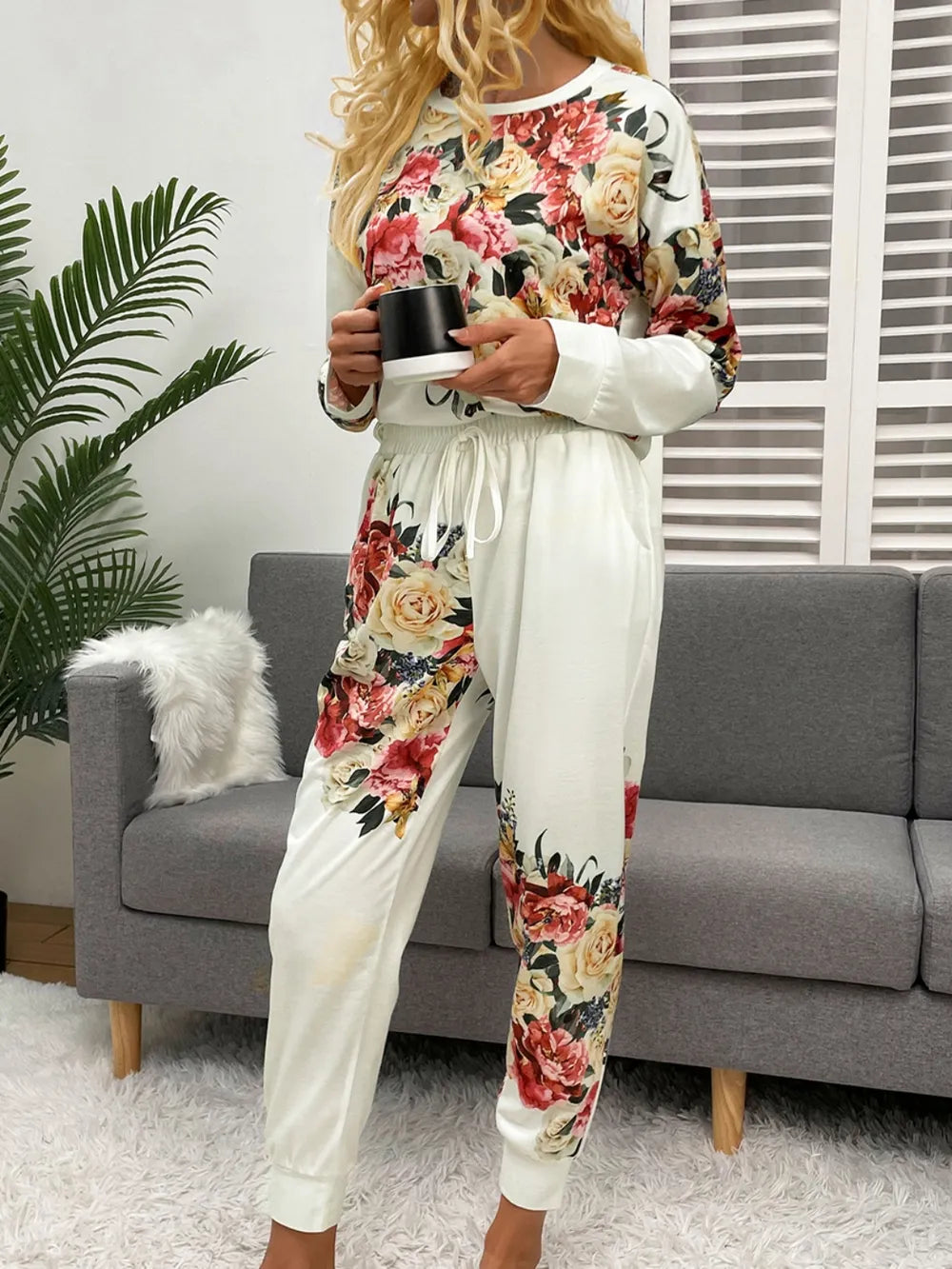 Shiny Printed Round Neck Top and Pants Lounge Set - Ladyez
