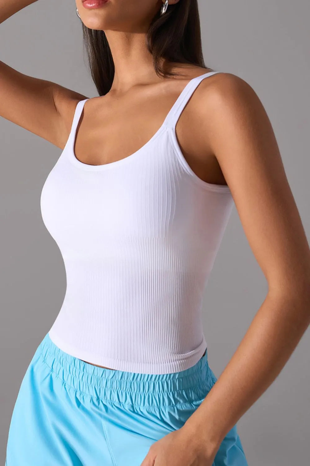 Scoop Neck Active Tank with Detachable Chest Pads - Ladyez