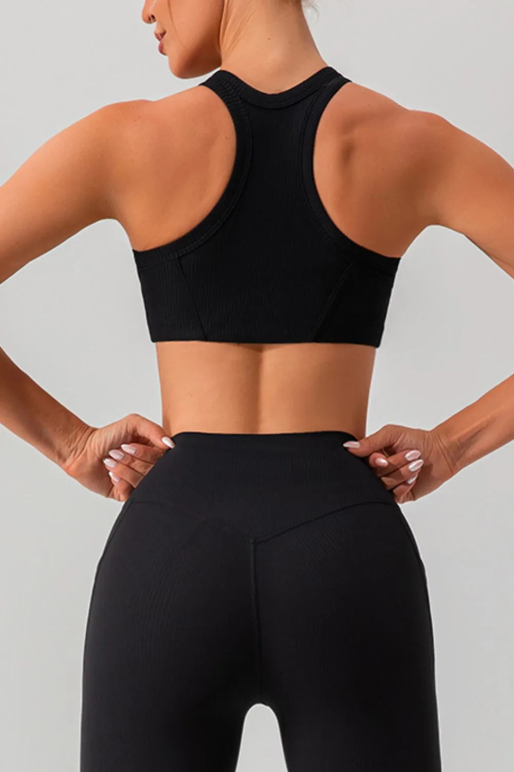 Round Neck Racerback Active Tank - Ladyez