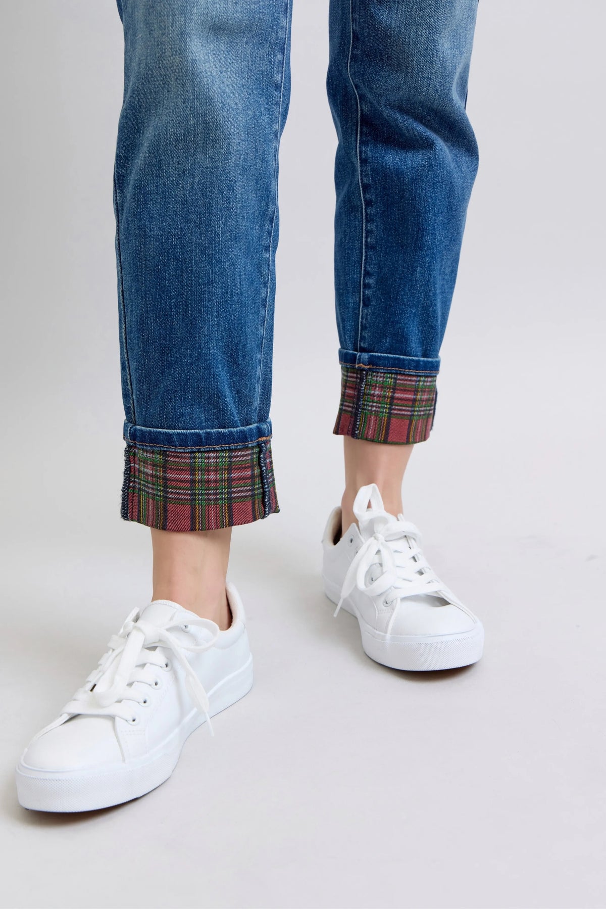 Judy Blue Full Size Mr Plaid Print Cuff Bf Jeans Plus Size - Ladyez