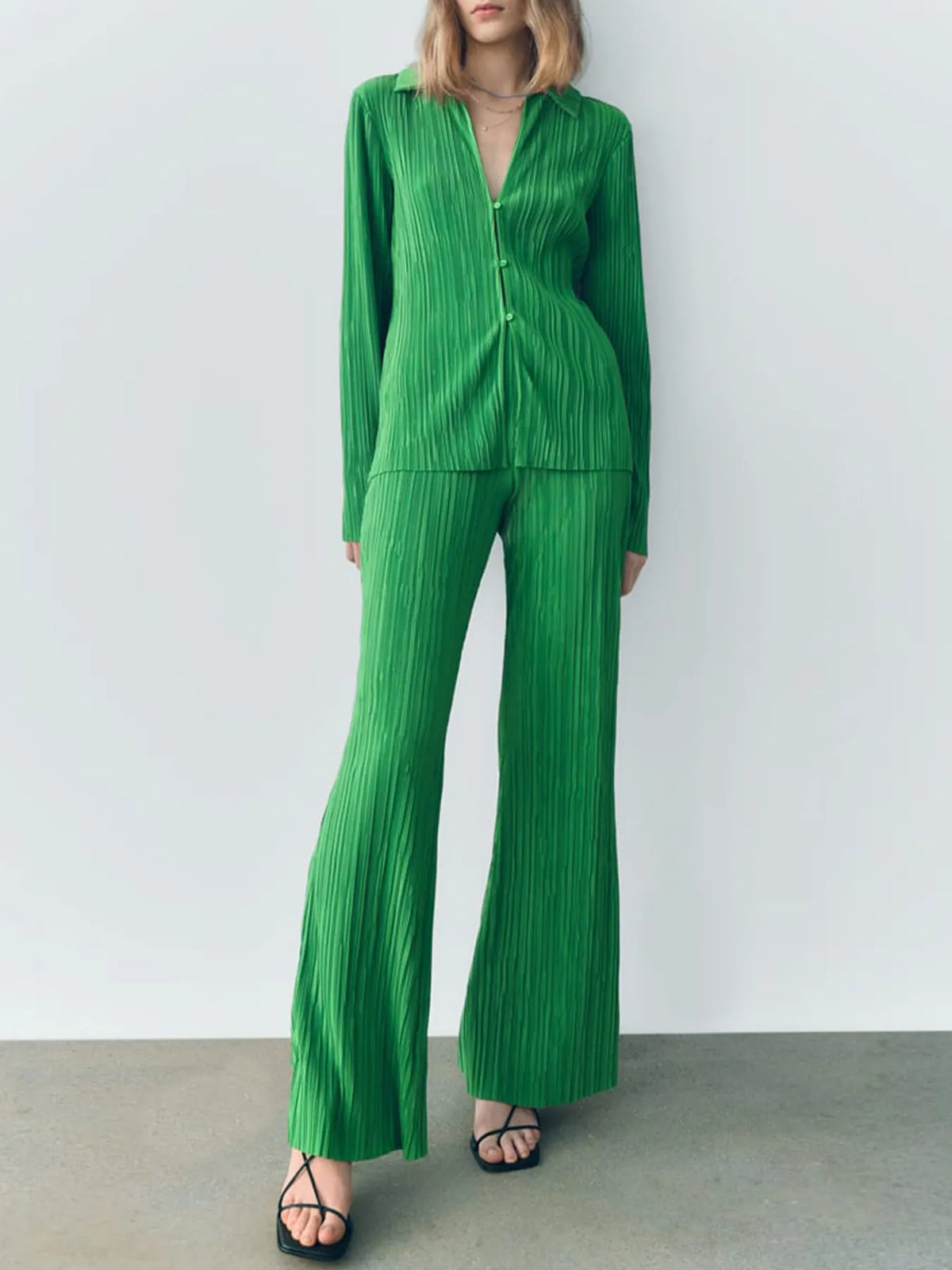 Texture Long Sleeve Top and Pants Lounge Set - Ladyez