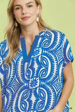 Umgee Geometric Print V-Neck Short Sleeve Top