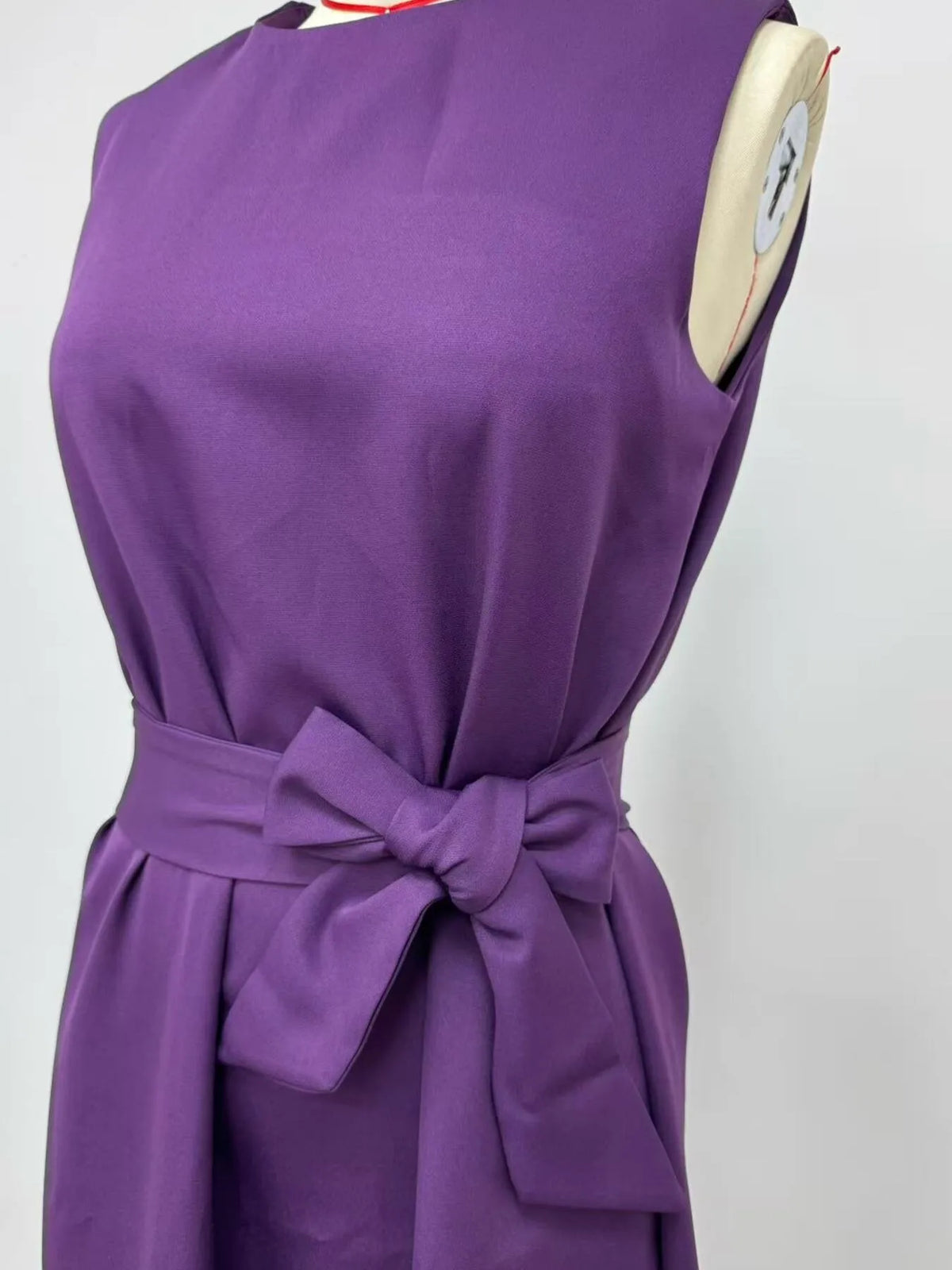 Round Neck Sleeveless Midi Dress - Ladyez
