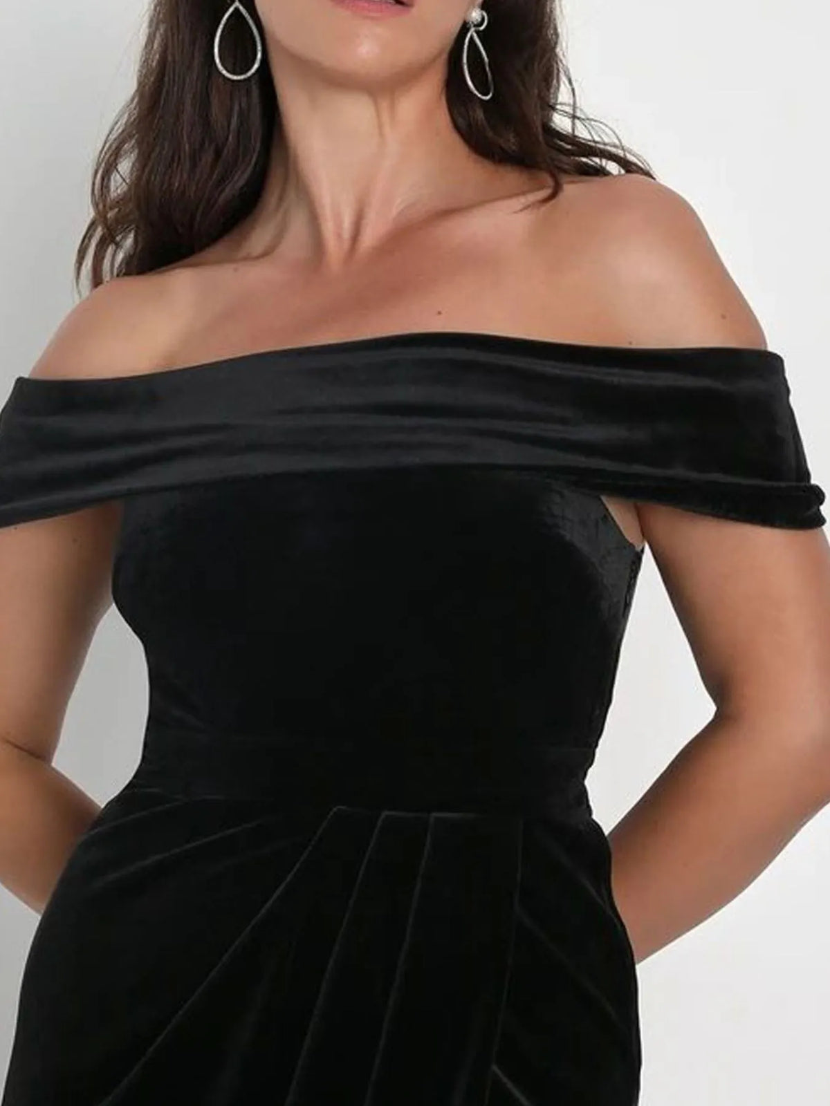 Off-Shoulder Wrap Dress with Side Slit - Ladyez