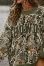 Oversized Camo Print 'HOWDY' Graphic Sweatshirt